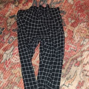 Black and White Checkered Leggings Size S Old Navy